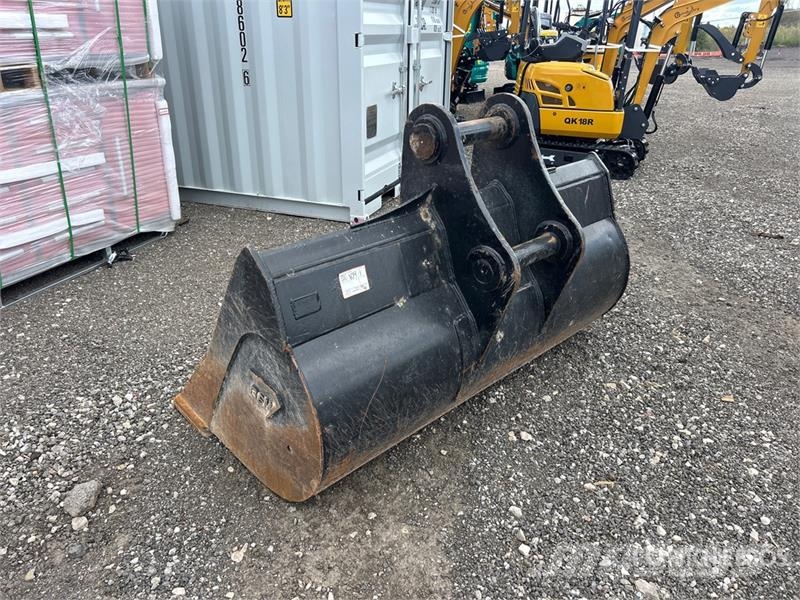 70 in Cleanup Excavator Bucket دلاء