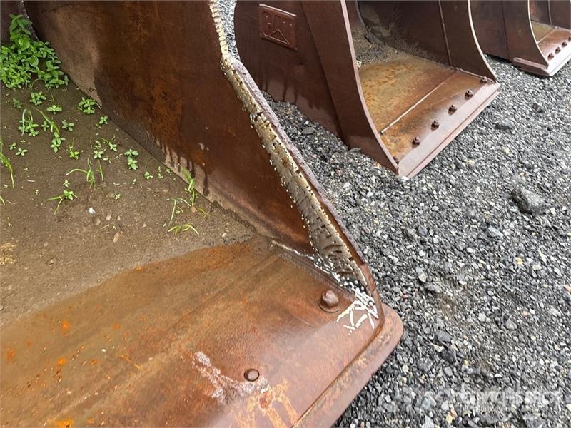 70 in Cleanup Excavator Bucket Kanalak