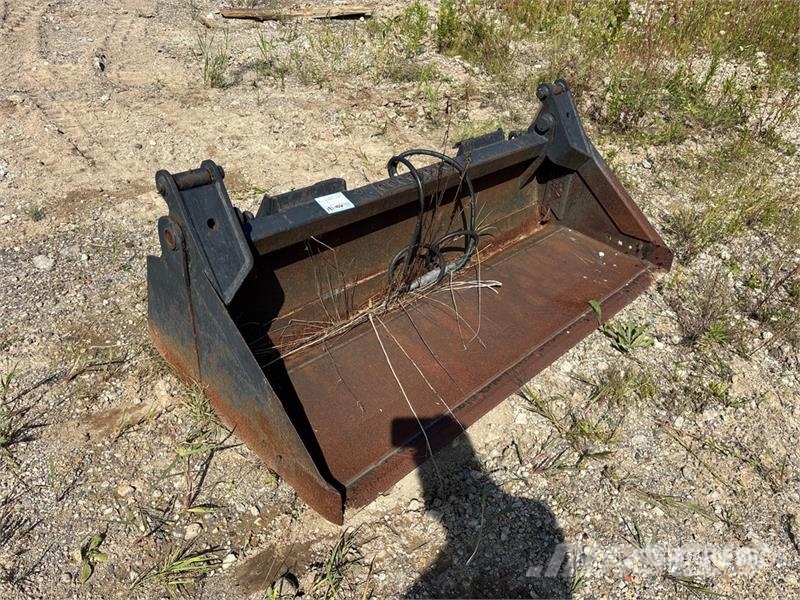 71 in Q/C Multi-Purpose Skid Steer Bucket Godet