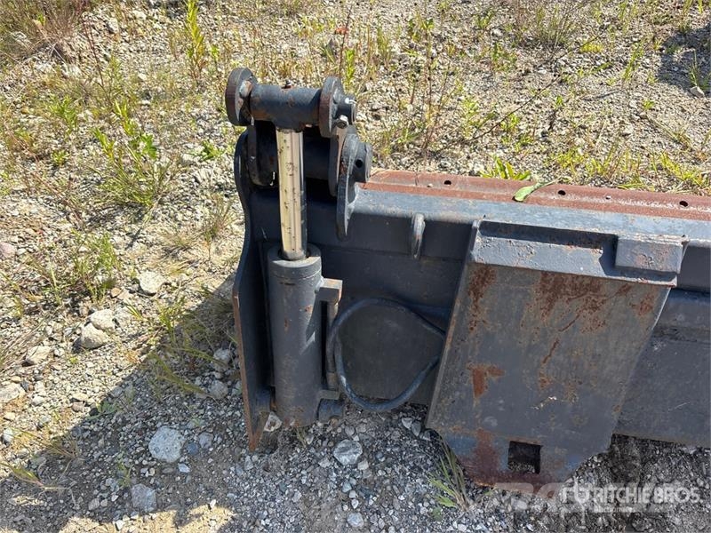 71 in Q/C Multi-Purpose Skid Steer Bucket Godet