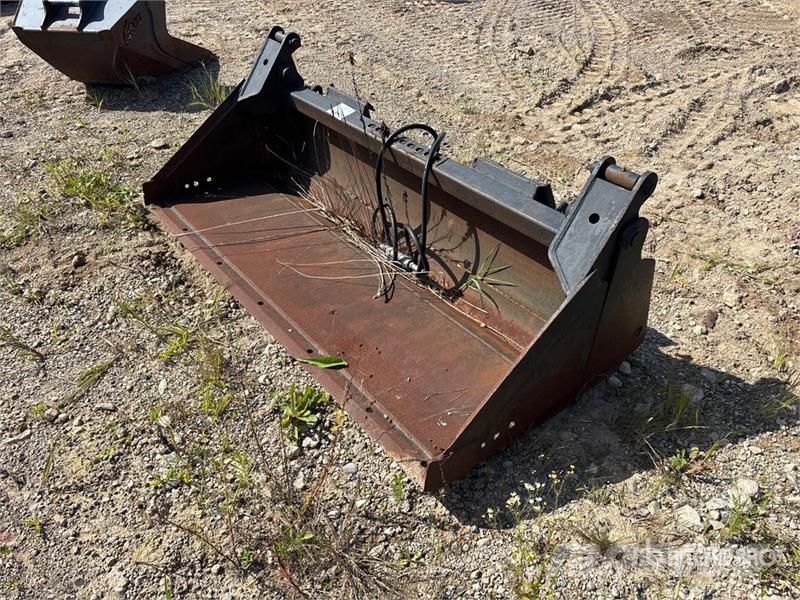 71 in Q/C Multi-Purpose Skid Steer Bucket Godet