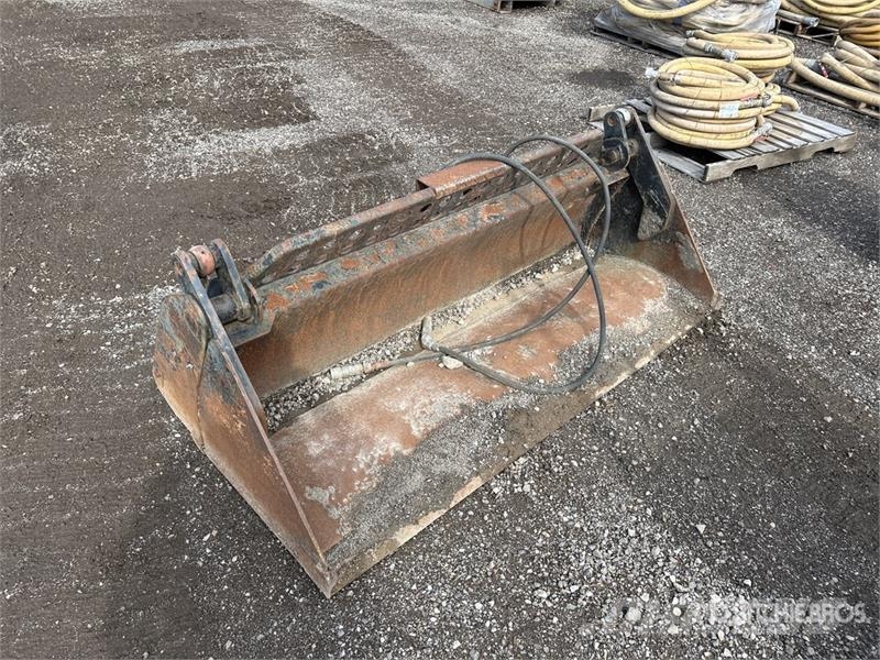 72 in Multi-Purpose Skid Steer Bucket Kašike / Korpe