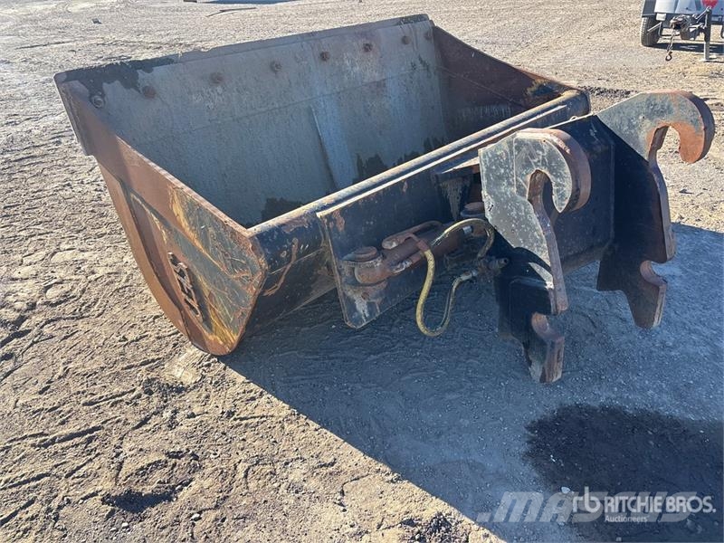72 in Q/C Hydraulic Tilting Excavator Bucket دلاء