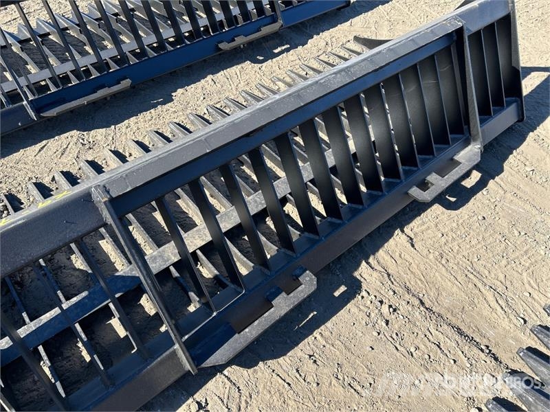  72 in Skeleton Skid Steer Bucket (Unused) Kanalak