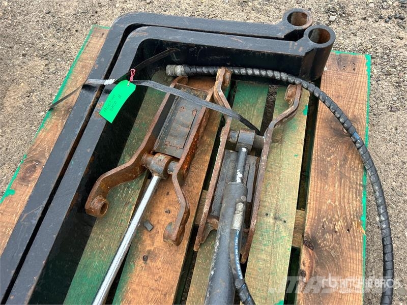 72 in Telehandler Pallet Forks - Fits 5519 Fourche