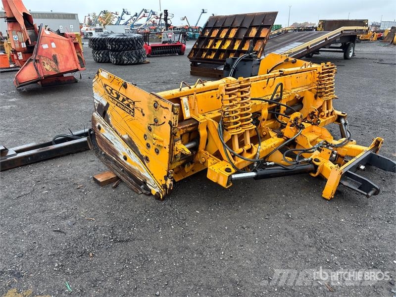 8 ft - 14 ft Extendable Snow Plow Snežne daske i plugovi