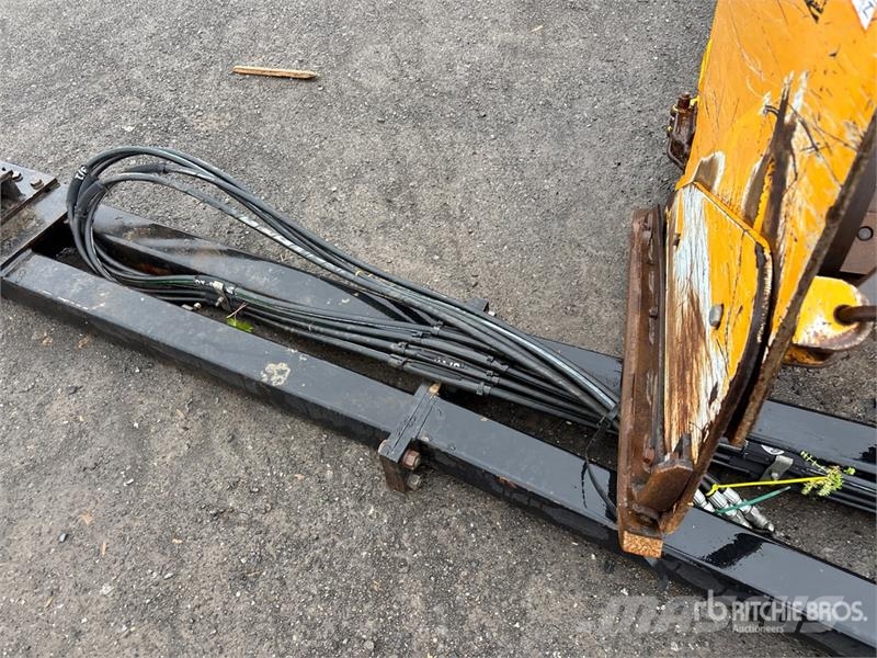 8 ft - 14 ft Extendable Snow Plow Lame pentru dezapezire si pluguri
