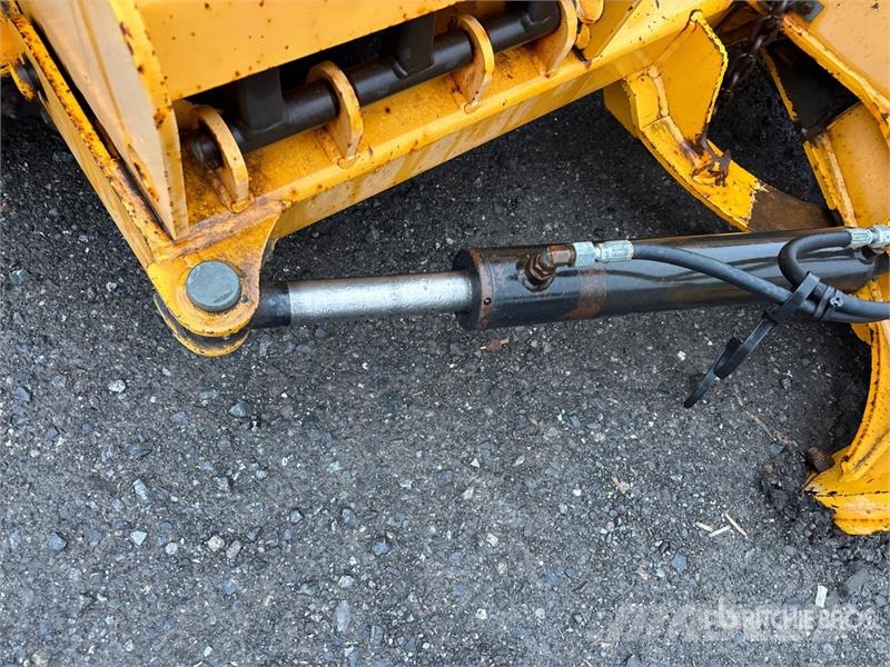 8 ft - 14 ft Extendable Snow Plow Lame pentru dezapezire si pluguri