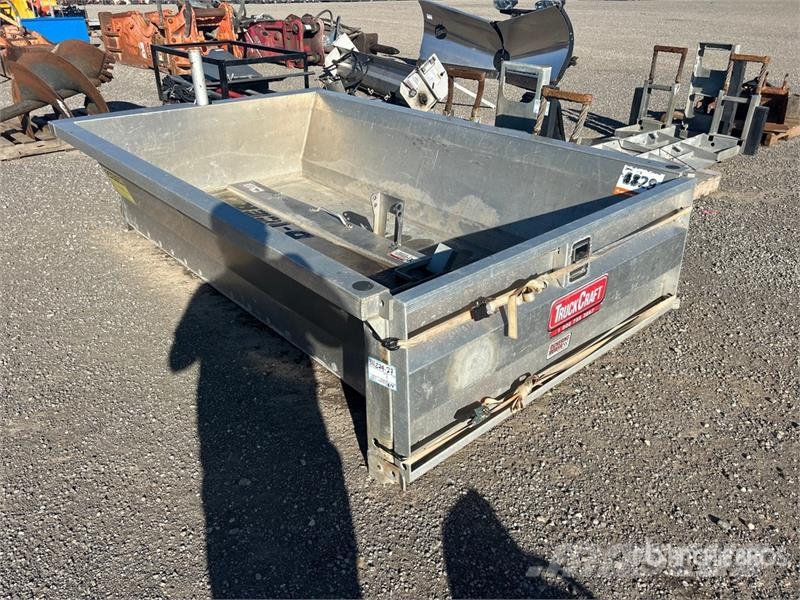 8 ft 6 in Aluminum Truck Damp Box - Fits Ford F-15 Drugi deli