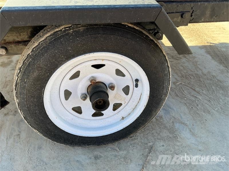 8 ft S/A Utility Trailer Andre hengere