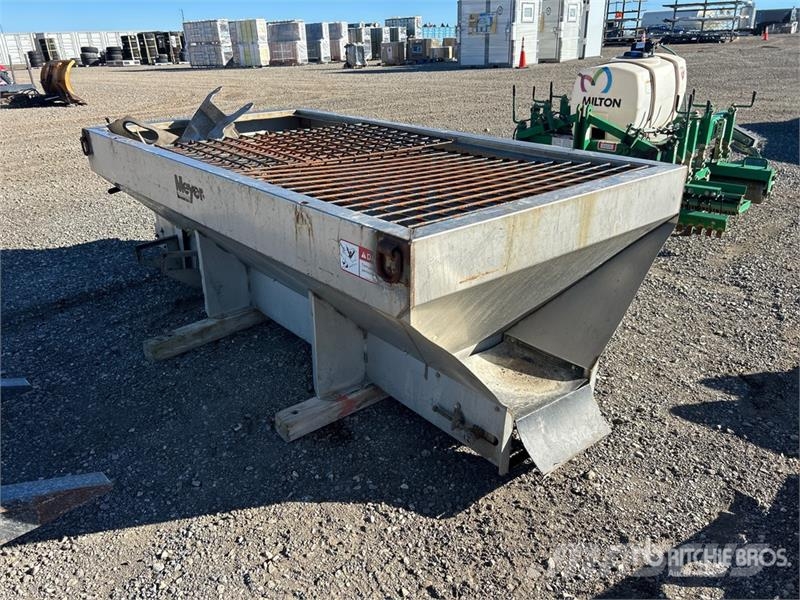  8 ft Salt Spreader - Fits Truck Sand- und Salzstreuer