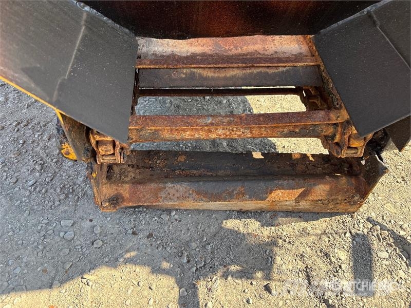 8 ft Salt Spreader - Fits Pickup Διαστρωτήρες άμμου και αλατιού
