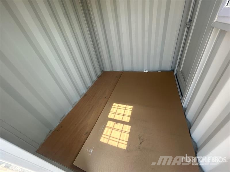 8 ft Storage Container Varastokontit