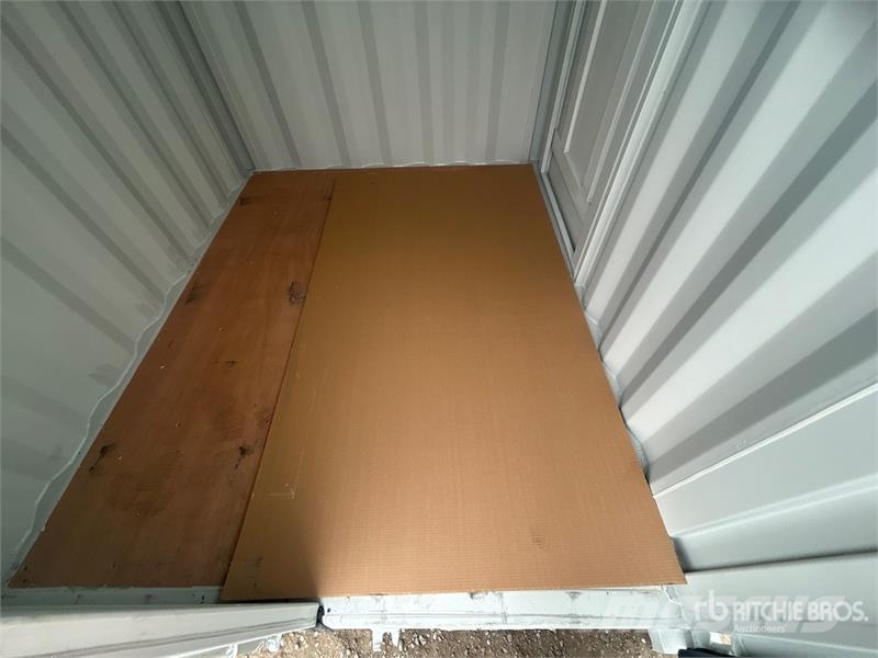 8 ft Storage Container Varastokontit