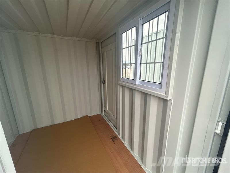 8 ft Storage Container Varastokontit