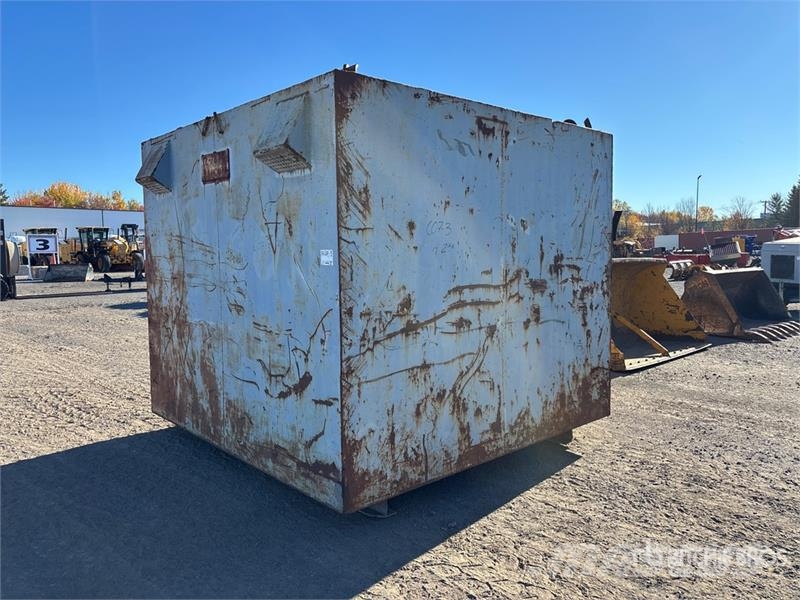 8 ft x ft Explosives Storage Box Sonstige Baumaschinen