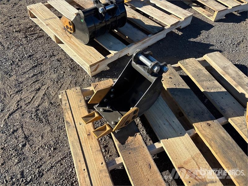8 in Digging Excavator Bucket (Unused) Kašike / Korpe