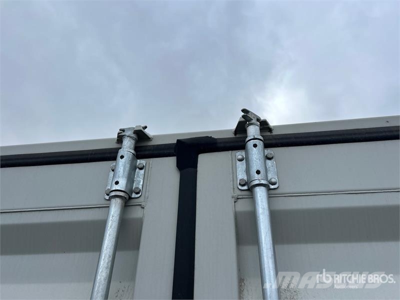 9 ft Storage Container (Unused) Container per immagazzinare