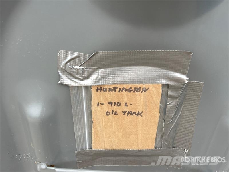  910 L Steel Oil Tank Fuel and additive tanks