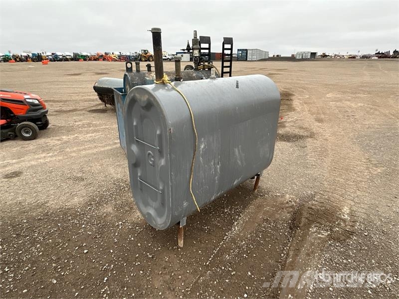  910 L Steel Oil Tank Fuel and additive tanks