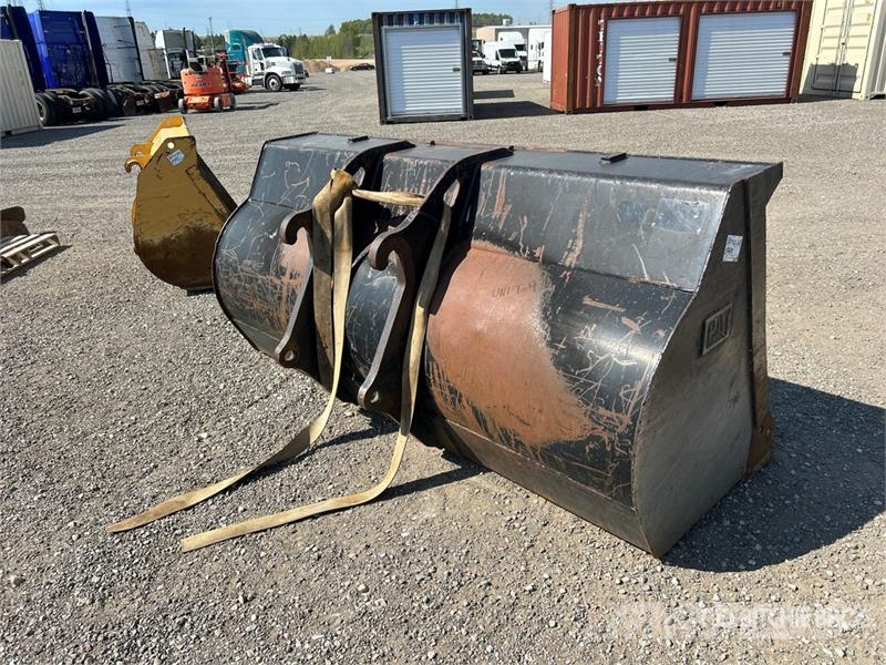 98 in Q/C Wheel Loader Bucket Godet