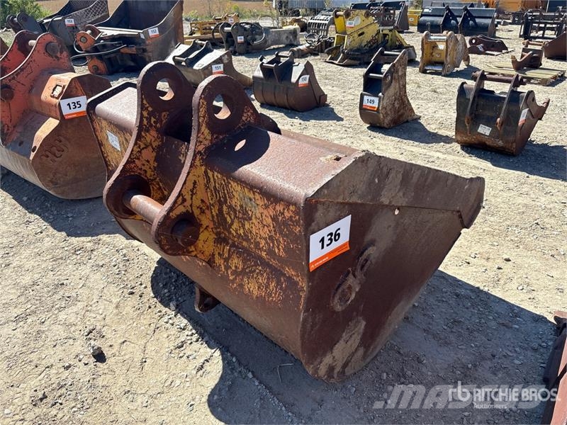 A 57 in Cleanup Excavator Bucket Kanalak