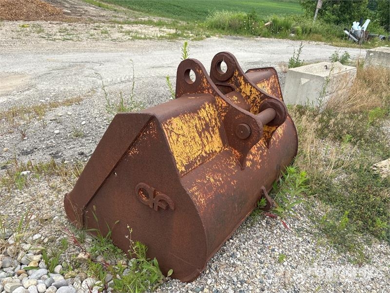  A 57 in Cleanup Excavator Bucket دلاء