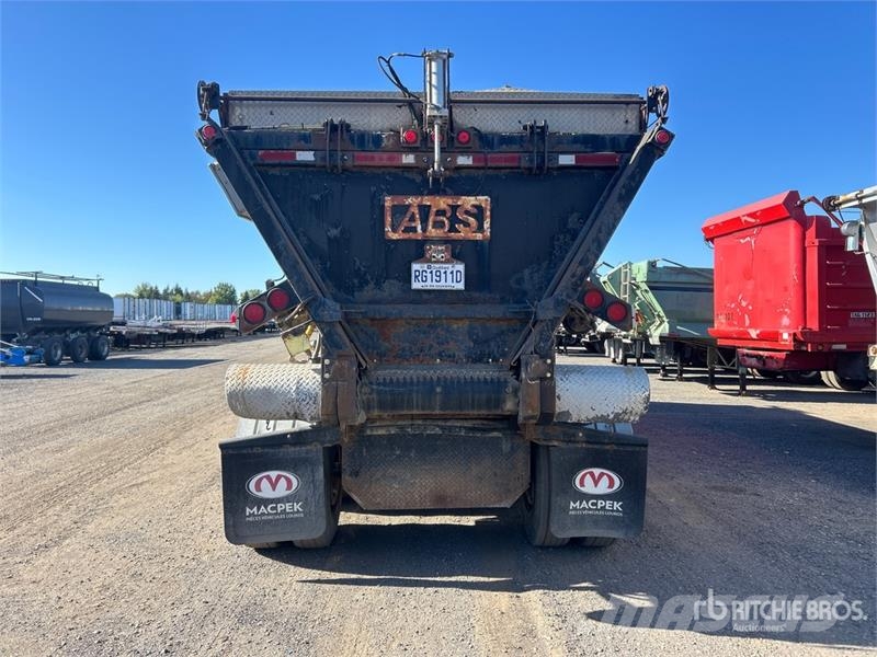 ABS Remorques Inc 34 ft T/A Live Bottom Trailer Semirimorchi con piano mobile