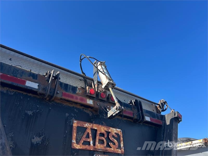 ABS Remorques Inc 34 ft T/A Live Bottom Trailer Semirimorchi con piano mobile