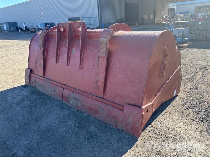 ACS 120 in General Purpose Wheel Loader Bucket دلاء