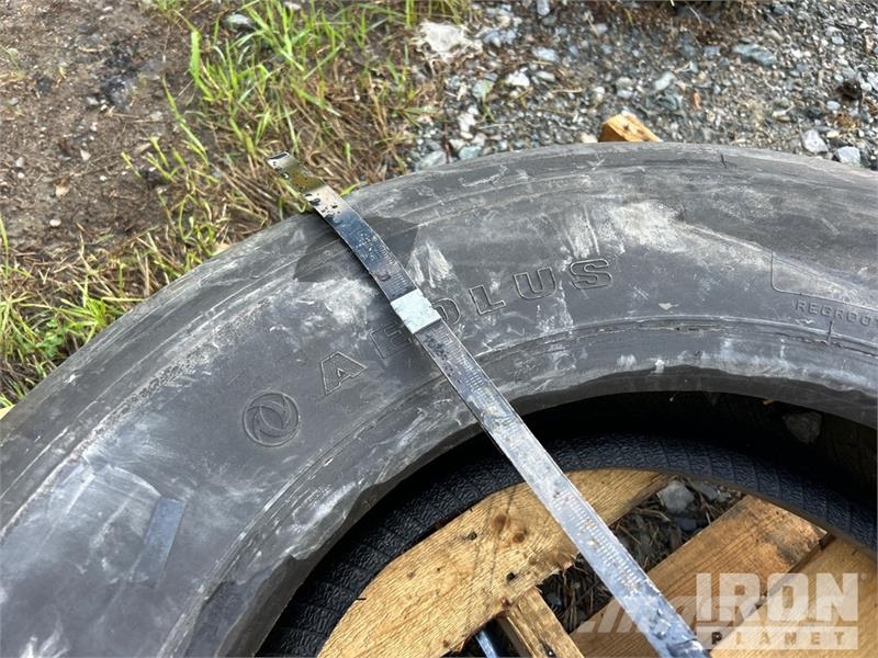 Aeolus HN228 275/70R22.5 Tires Gume, točkovi i felne