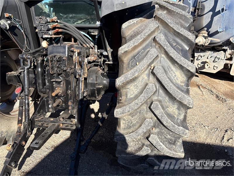 Agco Allis 8630 4WD Tractor (Inoperable) الجرارات