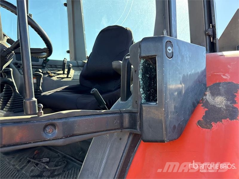 Agco Allis 8630 4WD Tractor (Inoperable) الجرارات