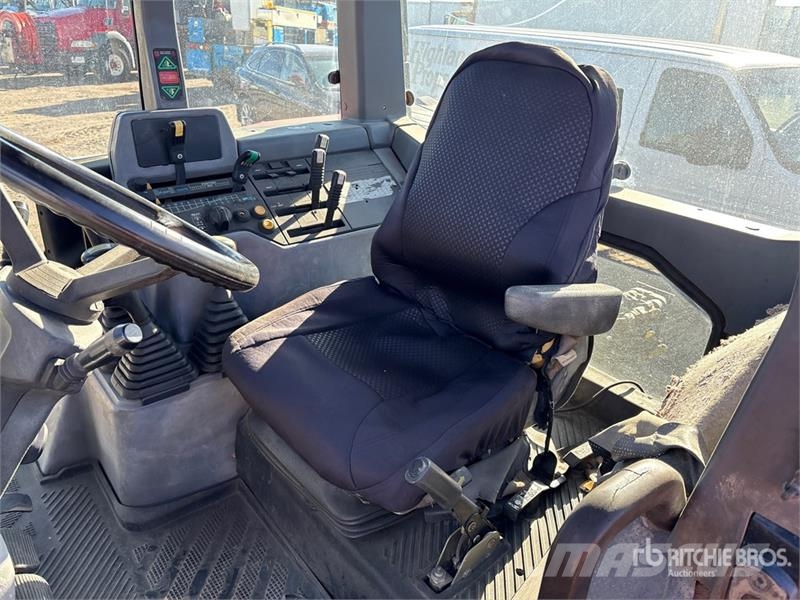 Agco Allis 8630 4WD Tractor (Inoperable) الجرارات
