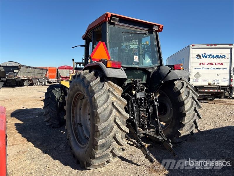 Agco Allis 8630 4WD Tractor (Inoperable) الجرارات