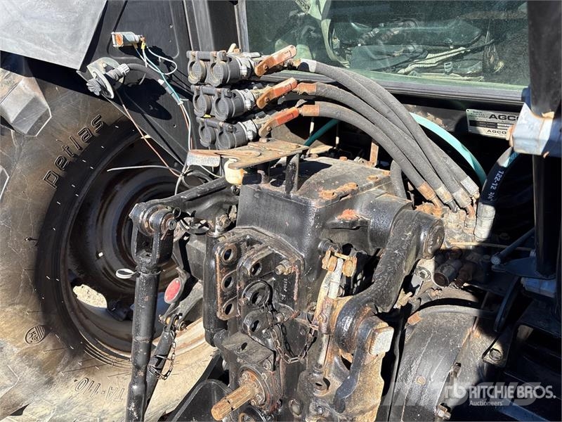Agco Allis 8630 4WD Tractor (Inoperable) الجرارات