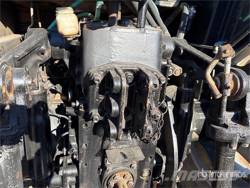 Agco Allis 8630 4WD Tractor (Inoperable) الجرارات