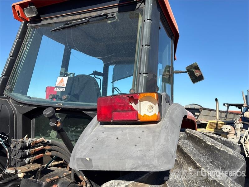Agco Allis 8630 4WD Tractor (Inoperable) الجرارات