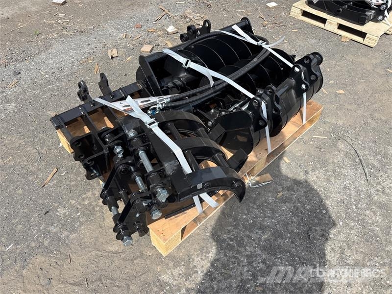 AGT 12EX-ATA Mini Excavator Attachments (Unused) Muut