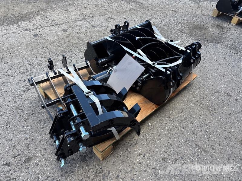 AGT 12EX-ATA Mini Excavator Attachments (Unused) その他部品
