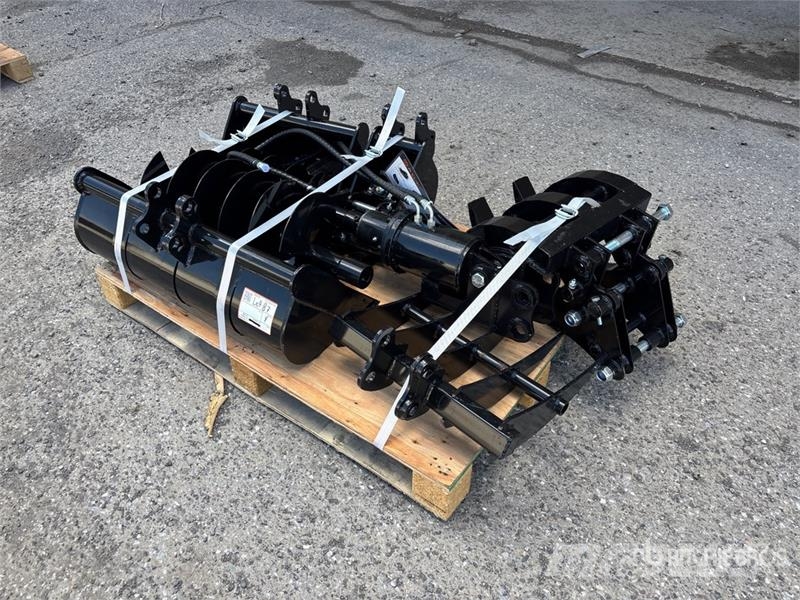 AGT 12EX-ATA Mini Excavator Attachments (Unused) その他部品