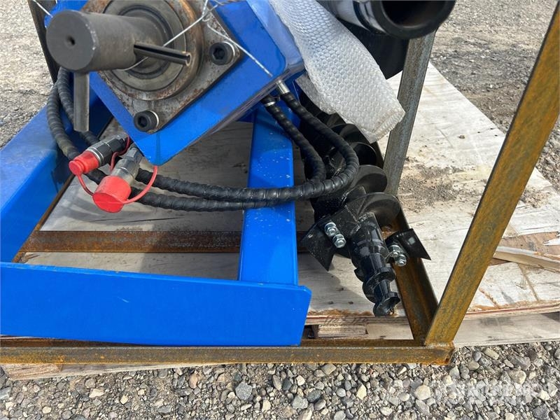 AGT 14 in 12 and 6 in Skid Steer Auger (Unused) مثاقيب