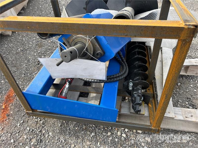 AGT 14 in 12 and 6 in Skid Steer Auger (Unused) مثاقيب