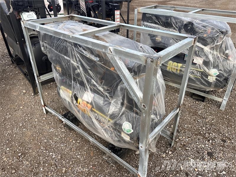 AGT AC 40 gal Air Compressor (Unused) 콤푸레샤