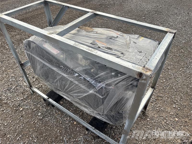 AGT AC 40 gal Air Compressor (Unused) 콤푸레샤