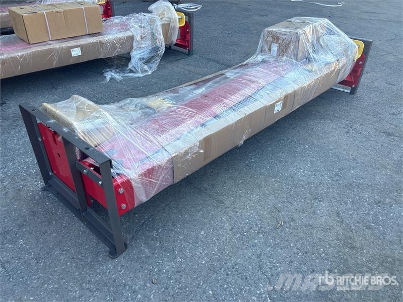 AGT ATK-B1000 2 Post 10000 lb Vehicle Lift (Unused) Otros