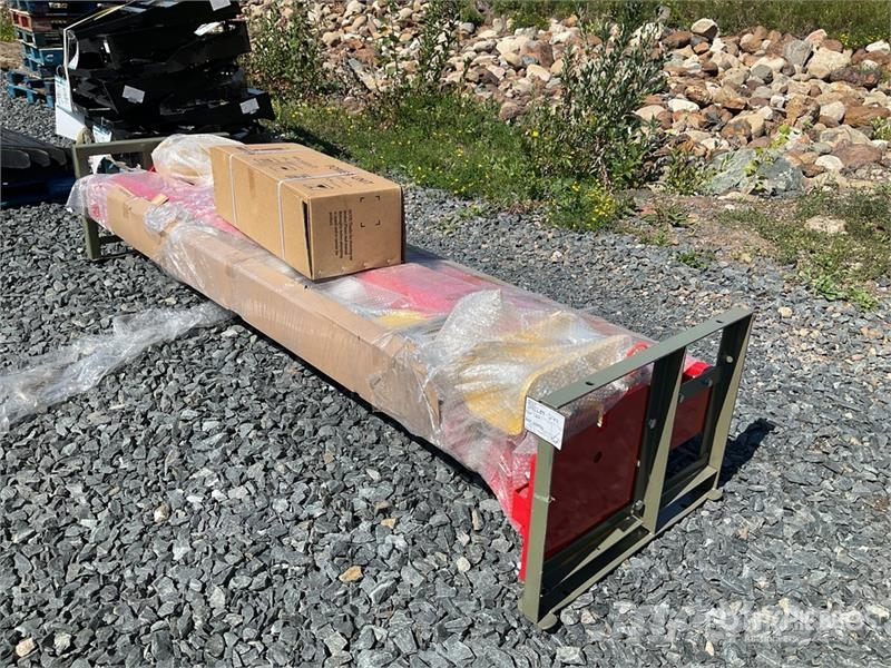 AGT ATK-B1000 2 Post 10000 lb Vehicle Lift (Unused) 건설 장비 - 기타