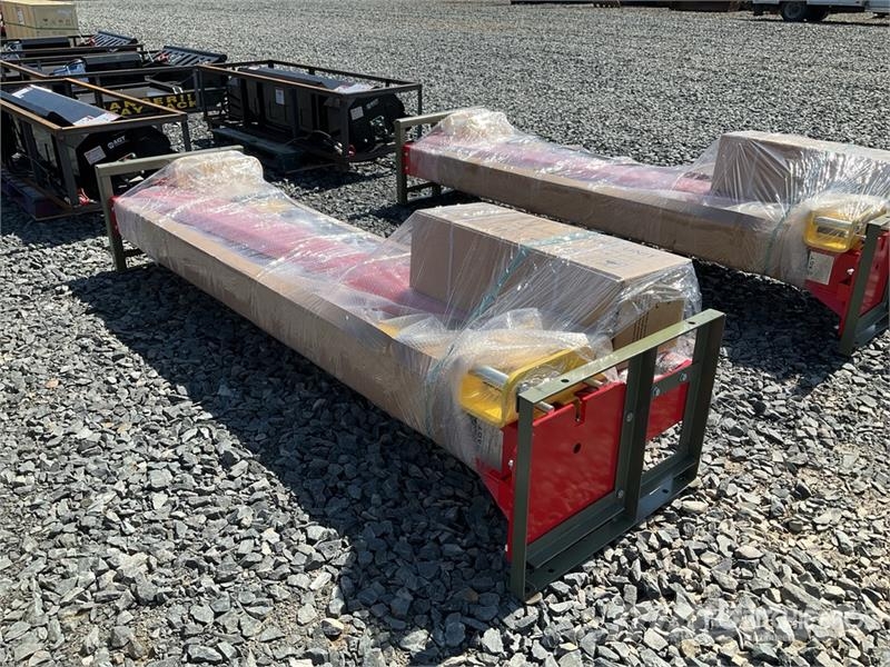 AGT ATK-B1000 2 Post 10000 lb Vehicle Lift (Unused) 건설 장비 - 기타