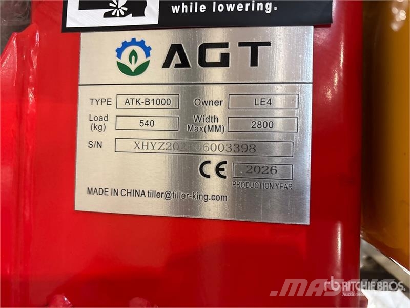 AGT ATK-B1000 2 Post 10000 lb Vehicle Lift (Unused) Строительная техника - Другие