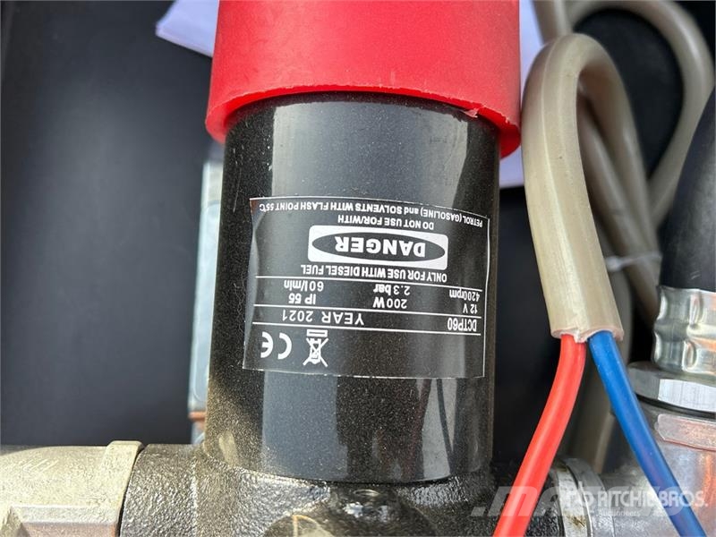 AGT DTK480 Diesel Fuel Tank Polttoaine- ja lisäainesäiliöt